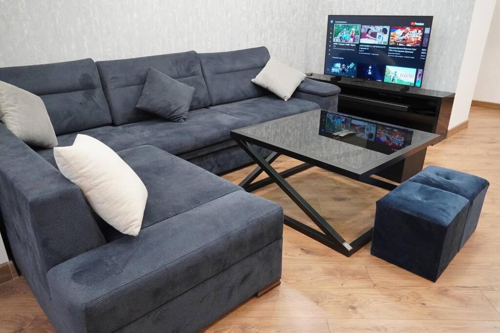 Lovely, Newly Remodeled Apartment In Yerevan! Exterior foto